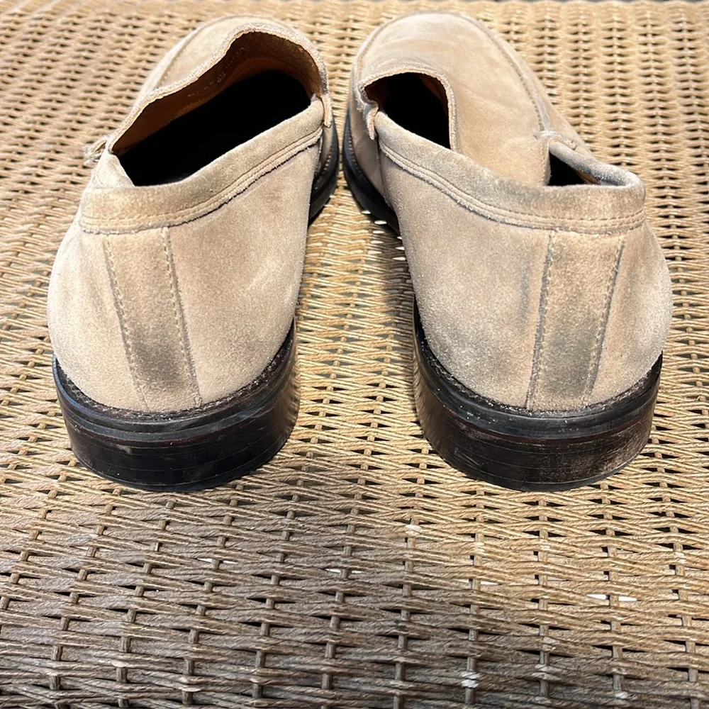 Banana Republic Dual Zone Comfort beige leather loafers size 10